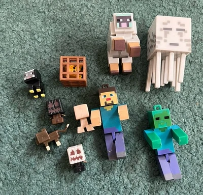 Lot of Minecraft Toy Figures Steve, Zombie, Ghast And More - Image 1 of 3