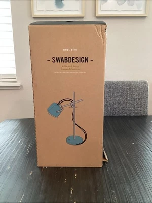 Lámpara Industrial West Elm Azul Pálido Caja Abierta Sin Bombilla Foto 1 de 4