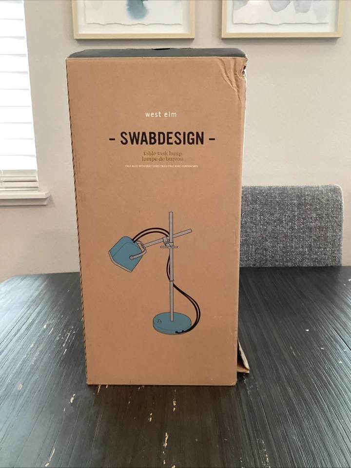 Lámpara Industrial West Elm Azul Pálido Caja Abierta Sin Bombilla Foto 1 de 4