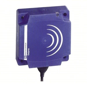 TELEMECANIQUE XS8D1A1MAL2 PROXIMITY SENSOR, 24 TO 240 V DC/AC, 1EXN2, NEW!! - Picture 1 of 3