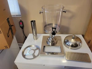 2.2 Gallon/ 8.3L Beverage Dispenser Drink Juice Dispenser Stainless Steel Silver - Picture 1 of 6