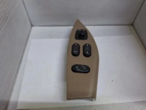 F150      1997 Front Door Switch 119 - Picture 1 of 4