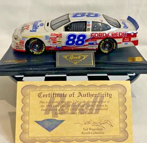 1999 REVELL 1/24 Dale Jarrett #88 Ford Quality Care Taurus 1 di 1002 Yates AUTO - Foto 1 di 8