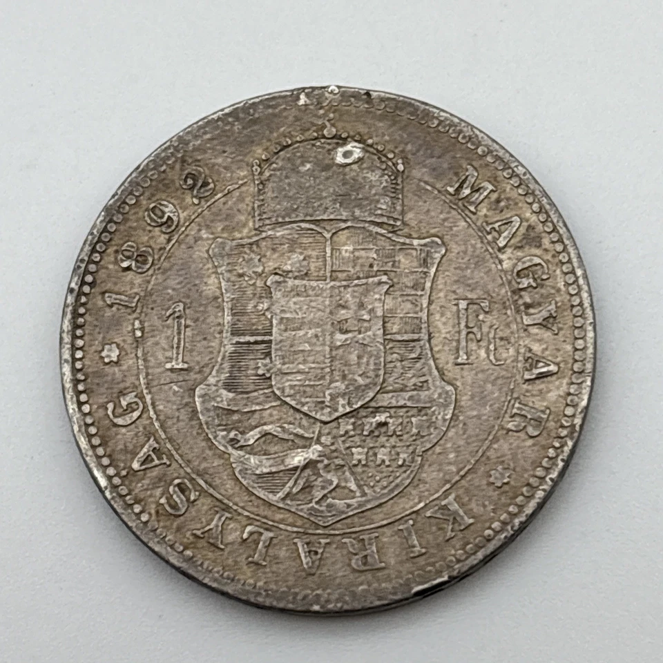Moneda de plata Hungría 1 florín 1892 Francisco José I - Escudo húngaro con corona Foto 1 de 2