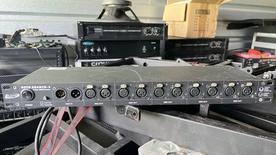 Elation Opto-Branch 4 DMX Splitter To Distribute Boost Signals, 2-Ins, 4-Outs - Image 1 of 4