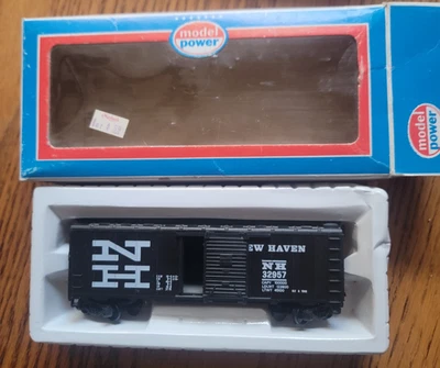 New Haven NIB HO track ready plastic couplers Box Car - Image 1 of 2