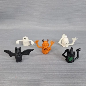 Vintage Gummi Fingerpuppen Teufel Hexe Fledermaus Geist Skelett Halloween Party - Bild 1 von 13