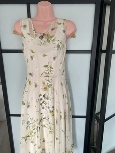 ABITO MIDI SVASATO HOBBS CHERRY BLOSSOM TRASPARENTE FLOREALE CHIFFON ANNI 50 8 NUOVO SENZA ETICHETTE £169 - Foto 1 di 17