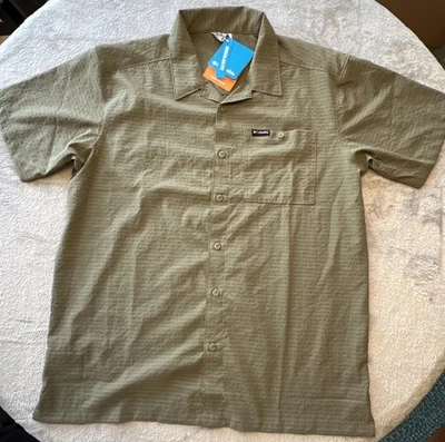 NUEVO CON ETIQUETAS Columbia Utilizer SS Camisa de Campamento Para Hombre Mediana Verde Botón Omni-Sombra Pesca Foto 1 de 4