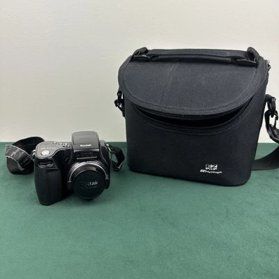 Kodak EasyShare Z7590 5.0MP 10x Zoom Digital Camera w/Accessories Untested - Image 1 of 4