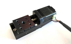 Micronix VT-21 Lineartisch mit 16" Kabel 10mm Hub 5mm/s Verfahrweg - Bild 1 von 4