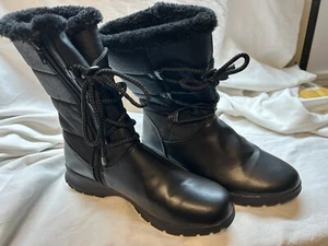 Bass Women's CleopatraFaux Fur Lining Boot - 9M - Picture 1 of 5