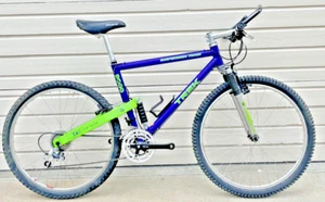 1993 TREK 9000 FS MTB (18") - VINTAGE COLLECTOR ITEM!!  FULLY FUCNTIONING!!! - Picture 1 of 23