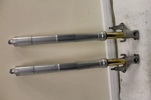 03-04 Ducati Biposto 749 front forks - Foto 1 di 12
