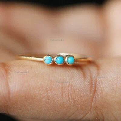 Conjunto de bisel de piedras preciosas turquesa de 2 mm de plata de ley 925, anillo de boda con alianza de 3 piedras Foto 1 de 2