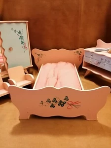 Camera da letto giocattolo,  fatta a mano, epoca prima metà del 900  - Foto 1 di 12