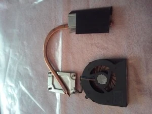 Toshiba Satellite C850D Series CPU Cooling Fan +HeatSink V000270050 - Picture 1 of 3