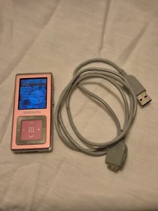 SAMSUNG YP- Z5 MP3 PLAYER PINK SAMSUNG MP3 PLAYER 1GB WORKING - Picture 1 of 6
