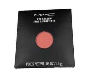 Mac Eyeshadow Fashion's Field Day 0.05 oz - Picture 1 of 4