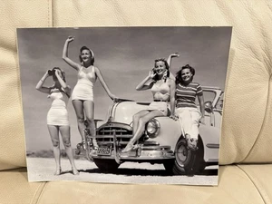 11" x 14" Vtg Glossy Photo Sexy Bathing Suit Swimsuit Women w/ Chrysler DeSoto - Picture 1 of 1