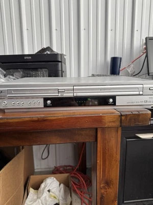 Zenith XBV443 DVD/VCR Combo Reproductor VHS Sin Control Remoto Probado Funciona Foto 1 de 4