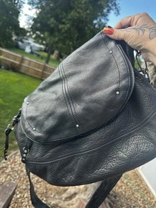 B Makowsky Black Leather Shoulder Hobo Bag Tote Zip Fold-Over Top - Picture 1 of 14