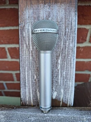 Beyerdynamic M 88 n M88n silber Vintage Mikrofon Kleintuchel - Bild 1 von 4