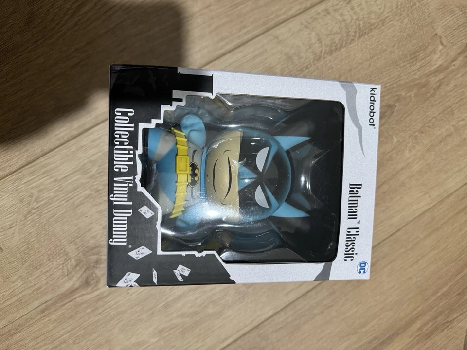 Batman Classic 5" Dunny Vinyl Art Toy Figure (DC Comics x Kidrobot) - Image 1 of 2