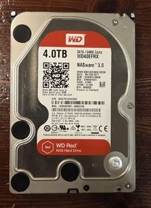 Disque dur Western Digital WD Red WD40EFRX 4 To SATA 6 Gb/s avec NASware 3.0 - Photo 1/4