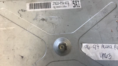 Computadora ecu Acura RL ecm 1996-1997 37820-P5A-A13 Foto 1 de 4