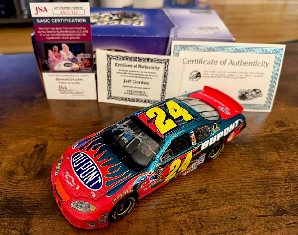 Jeff Gordon Firmado Daytona 500 Win Raced Cromo 1/24 Diecast Certificado de Autenticidad NASCAR Foto 1 de 4