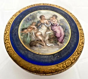 LIMOGES FRANCIA CAJA BARATIJA AZUL COBALTO Y ORO 22K UNA PIERNA RESTAURADA (ver estado) - Imagen 1 de 5