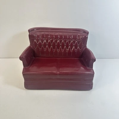Vintage 1978 Marx Sindy Doll House Living Room Furniture Couch USA Plastic Red - Image 1 of 4