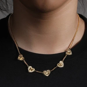 Collar colgante con nombre de letras de la A a la Z personalizado en forma de corazón joyería de acero inoxidable - Imagen 1 de 11