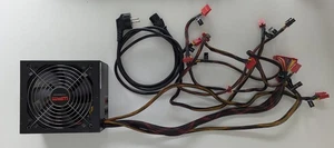 Sharkoon WPM600 Power Supply, Computer Netzteil, High Efficency 80 Plus - Bild 1 von 4
