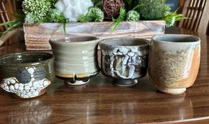 LOTE de 4 pequeños jarrones de cerámica de estudio hechos a mano colección de esculturas algunos marcados - Imagen 1 de 14