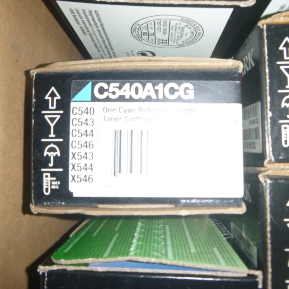Genuine Lexmark C540A1CG CYAN Toner Cartridge - NEW SEALED - Image 1 of 1