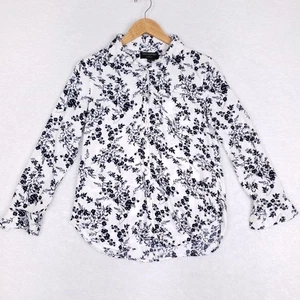 Banana Republic Hemd mit Knöpfen Boyfriend Fit Petite S weiß Floralcore Chic - Bild 1 von 8