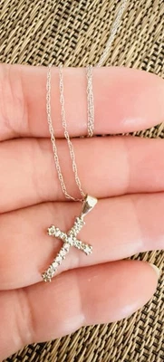 10K White Gold Diamond Crucifix Pendant Chain Necklace; Women’s;  19” - Image 1 of 4