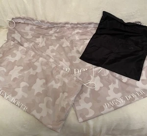 4 sacchetti antipolvere Dagne Dover beige stampa mimetica e nero - NUOVI mai usati - Foto 1 di 5