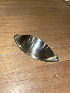 Antik Messing 2,5"" AB Tasse zieht Schrank Schublade Hardware 214847 29 verfügbar - Bild 1 von 2