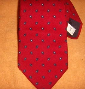 RESILO 100%SILK HAND MADE MENS TIE 53 X 3-1/2 "RED WITH BLUE TEAR DROPS - Picture 1 of 1