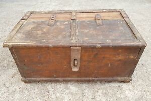 Antique Handcrafted 3 Compartment Wooden Jewelry Box Mercantile Money Chest W724