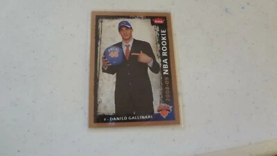 2008-09 FLEER NBA ROOKIE # 206 DANILO GALLINARI BASKETBALL CARD - Image 1 of 2