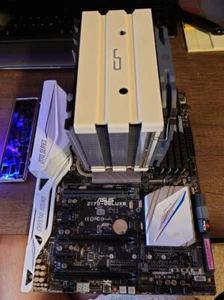 ASUS Z170-DELUXE w/ Intel i7-6700K, & Crucial Ballistix Elite 32GB Ram - Picture 1 of 8