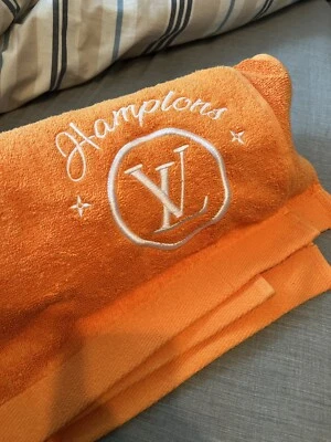路易威登 VIP 礼品汉普顿沙滩毛巾新品! 快速发货! — 第 1/4 张图片