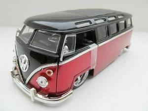 Volkswagen VW T1 Autobús Samba Modelo JADA 1:24 Rojo Negro 91693 RARO !! - Imagen 1 de 3