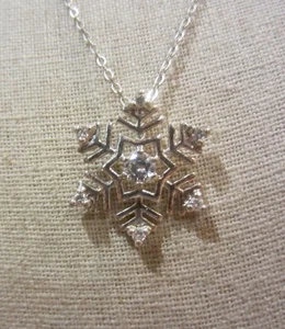 Sterling Silber und kleine Diamant Schneeflocke Anhänger Halskette - Bild 1 von 3
