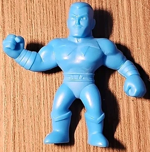 Wendy’s 2023 Blue Sinestro DC Comic Super Heroes Villains Muscle Action - Picture 1 of 1