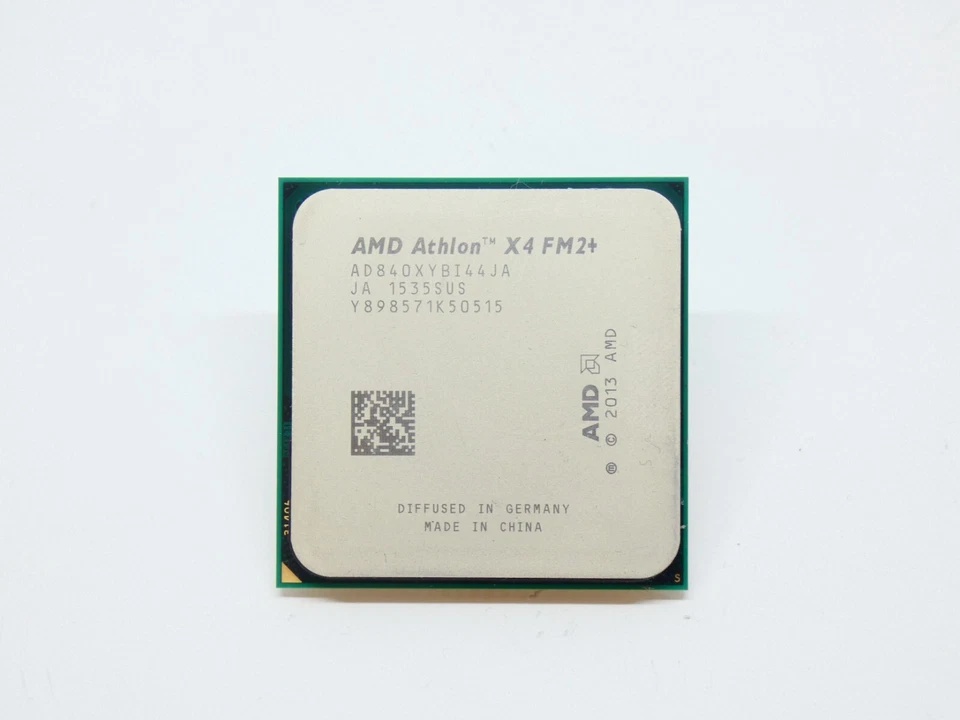 AMD Athlon X4 840 - AD840XYBI44JA 3800 MHz Socket FM2+ - Immagine 1 di 1